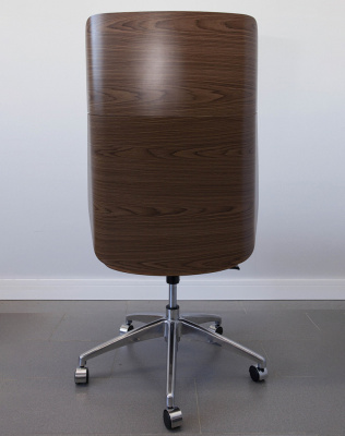 Кресло из натуральной кожи, каркас дерево арт. FX-BC06 - купить в Казани. Цена 34 820.52 руб.