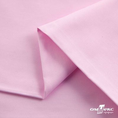 Ткань сорочечная Альто, 115 г/м2, 58% пэ,42% хл, окрашенный, шир.150 см, цв. 2-розовый (арт.101) - купить в Казани. Цена 306.69 руб.